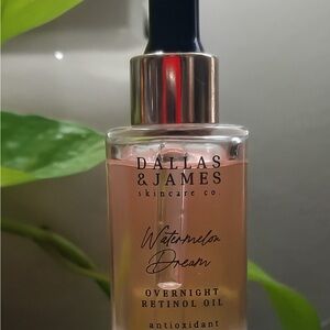 Watermelon Dream Overnight Retinol Oil - Pink